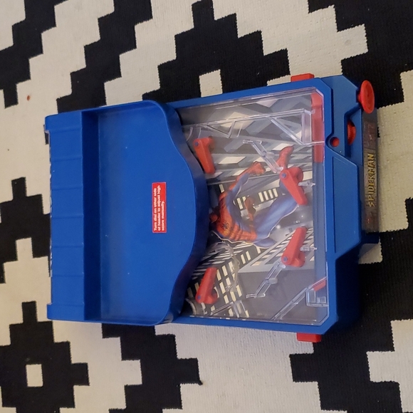 2004 Funrise Toys Marvel Spider-Man Table Top Pinball Machine Lights & sounds - Picture 7 of 14